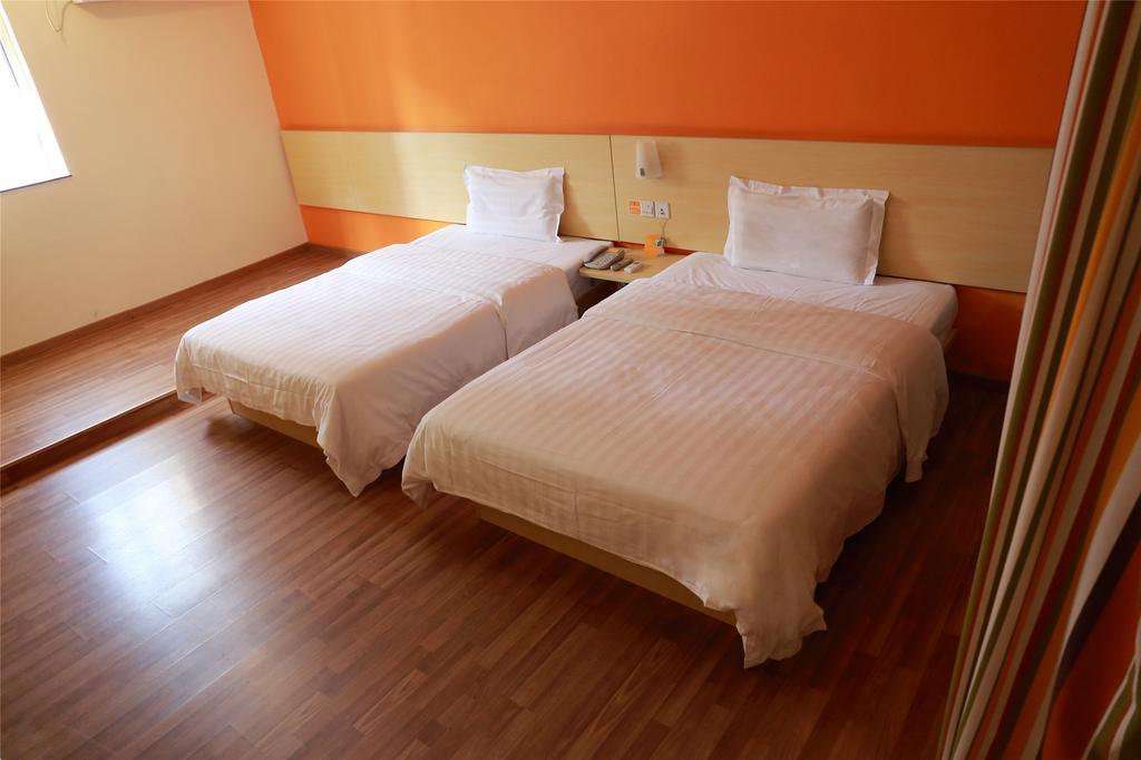 7Days Inn Guangzhou Nonglinxia Road Ouzhuang Subway Station Dış mekan fotoğraf