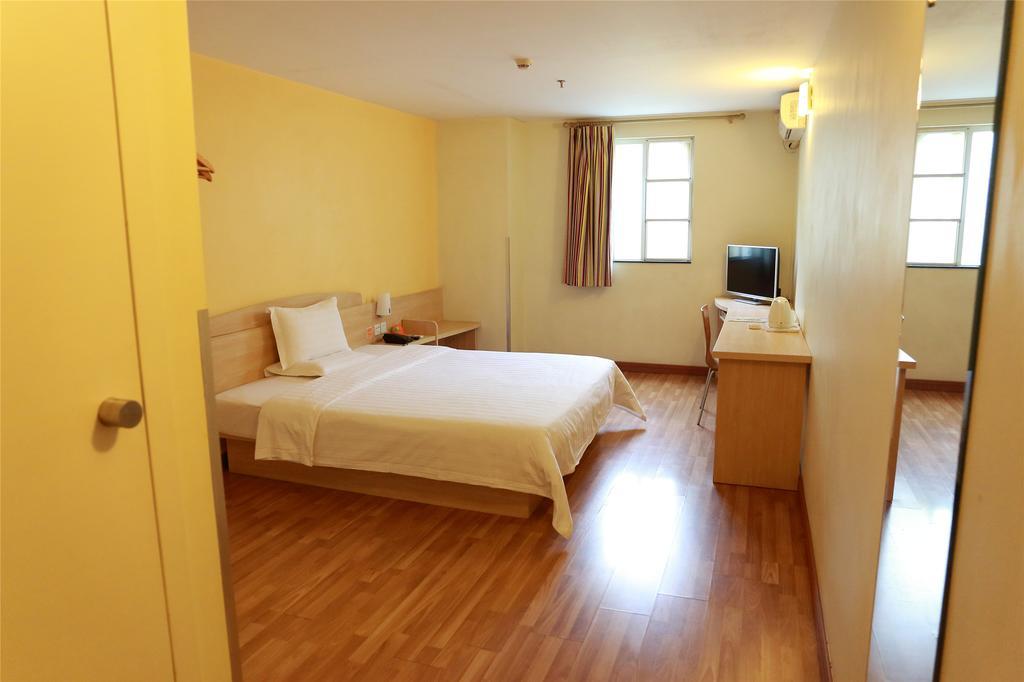 7Days Inn Guangzhou Nonglinxia Road Ouzhuang Subway Station Dış mekan fotoğraf